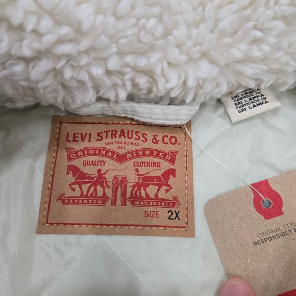 Levi’s Baby Baggy Crop Corduroy Sherpa Trucker Jacket Meadow Mist Green Size 2X - Picture 11 of 16